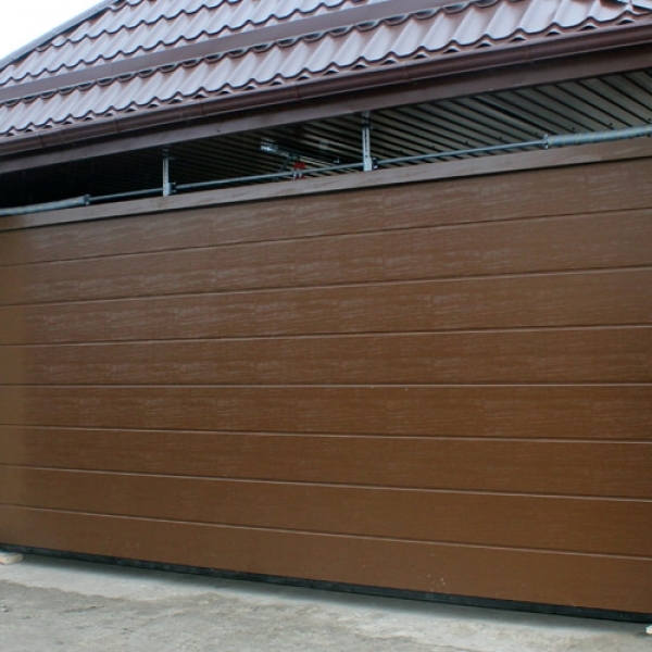 Секционные гаражные ворота Hormann LPU 42